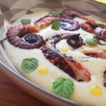 Polpo su crema di patate
