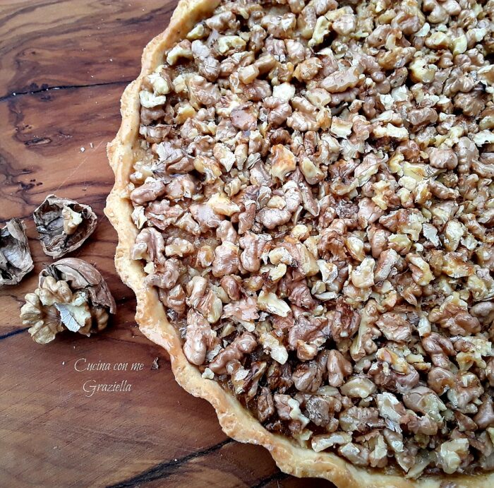 Crostata miele e noci