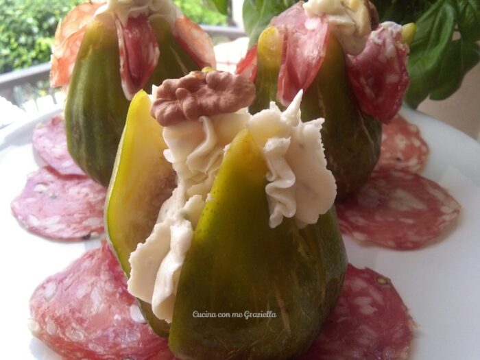 Fioroni salame gorgonzola e noci