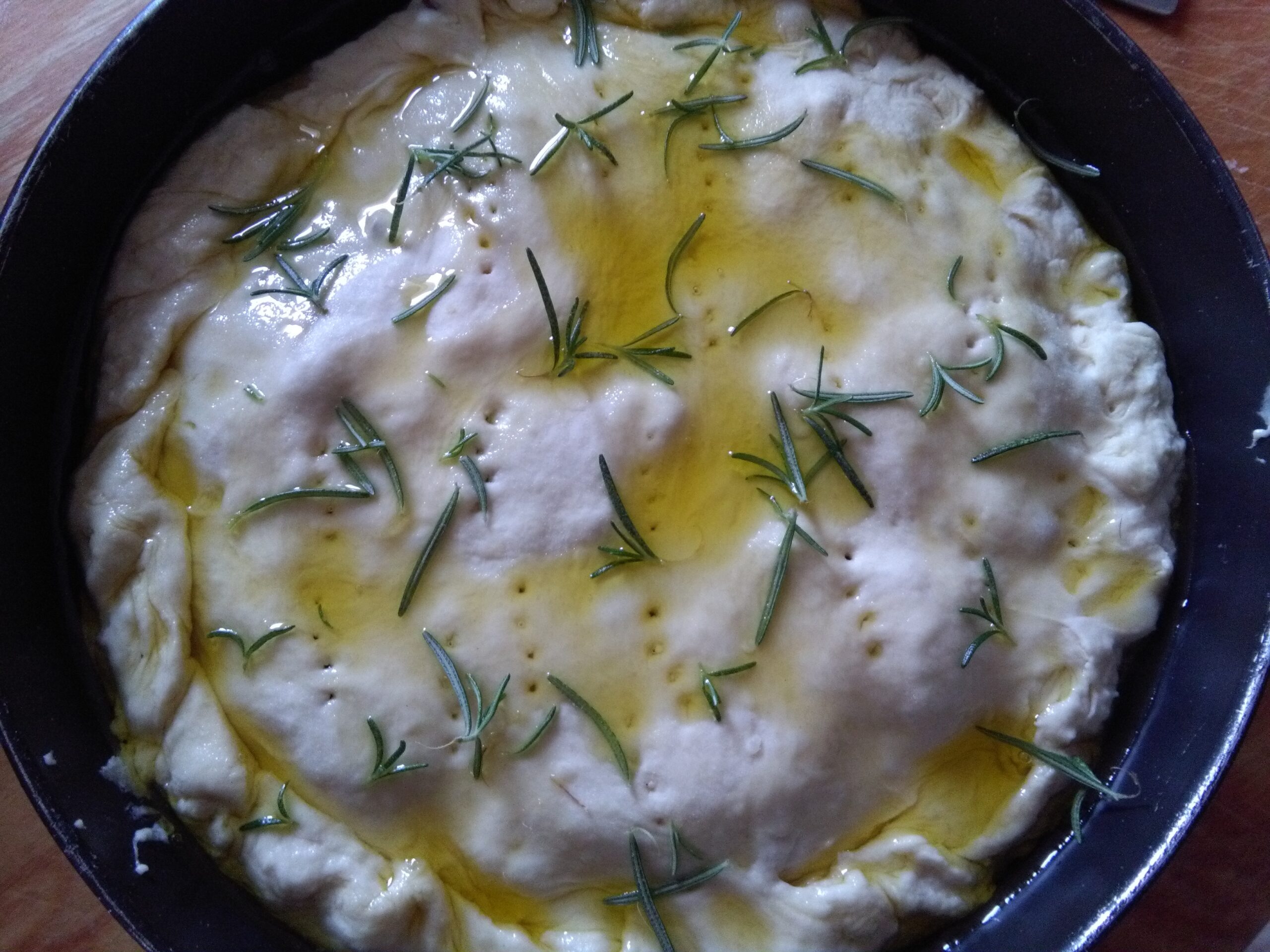focaccia ripiena cruda