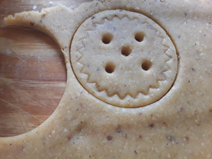 Dischi di frolla bucati