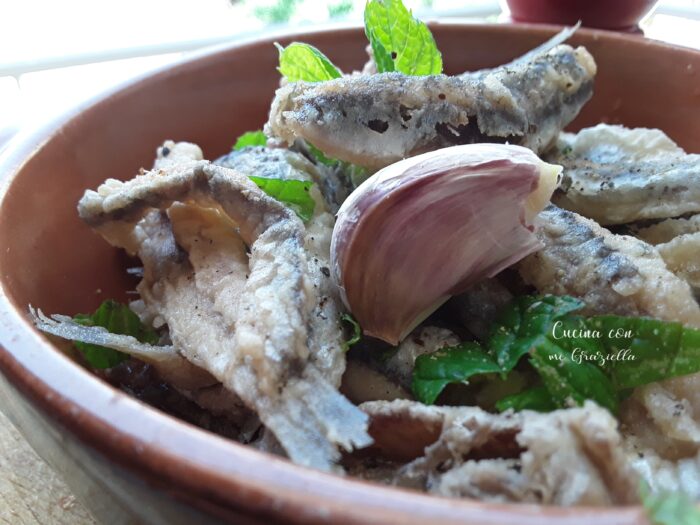 Acciughe fritte in carpione