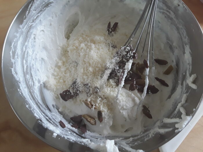 Ricotta robiola formaggio grattugiato