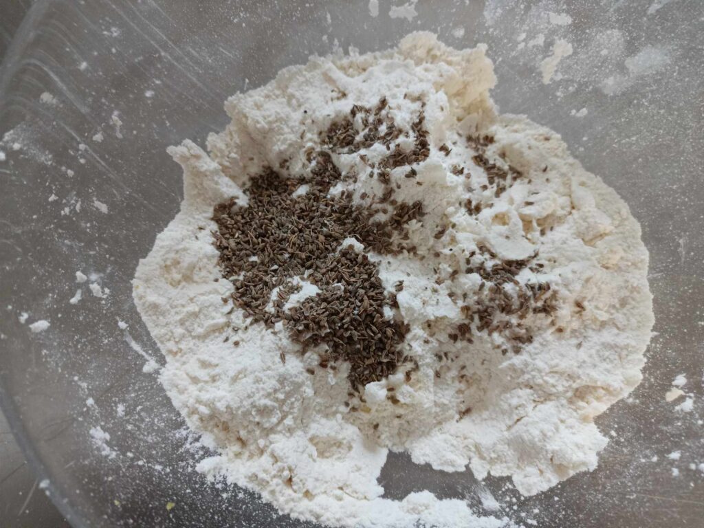 farina zucchero strutto semi