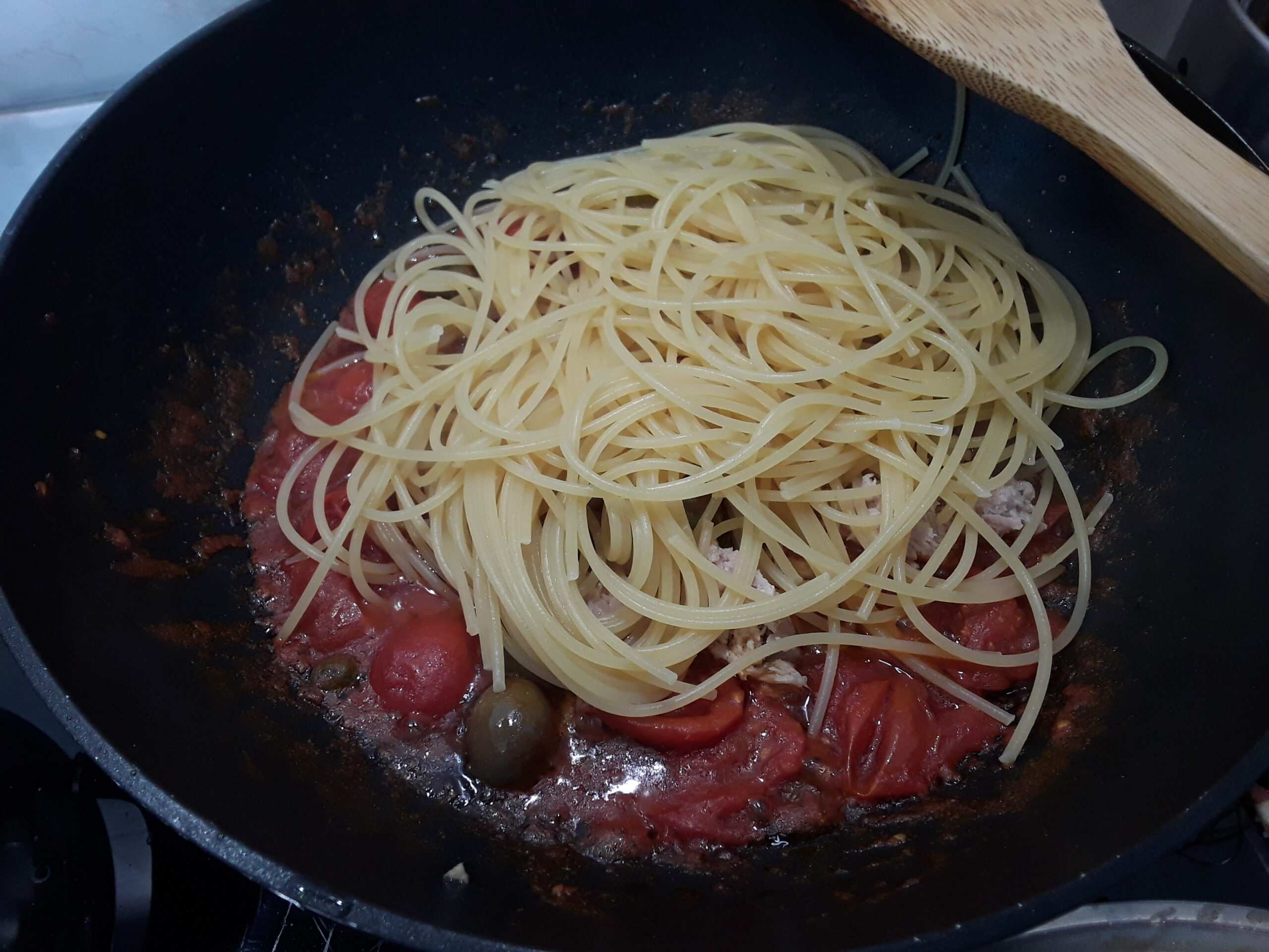 spaghetti e sugo spaghetti e sugo