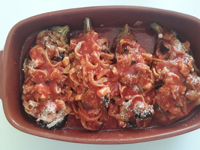 Melanzane ripiene di pasta Melanzane ripiene di pasta
