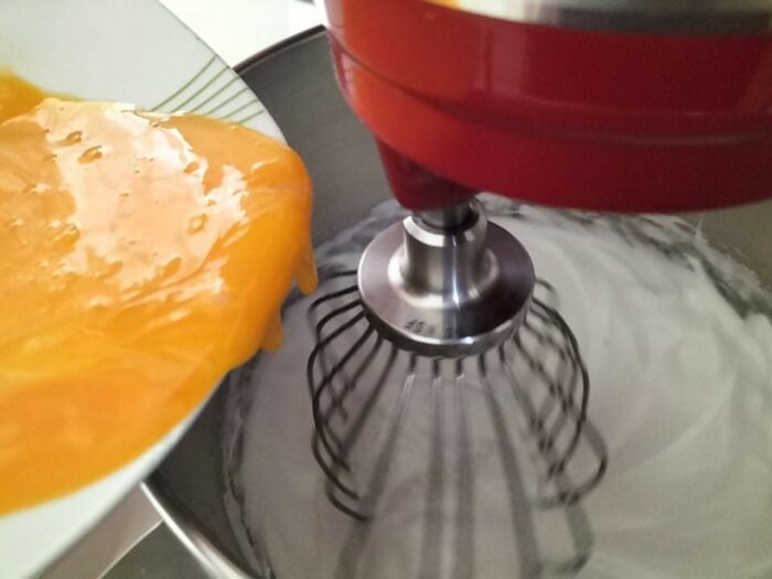 tuorli albumi zucchero