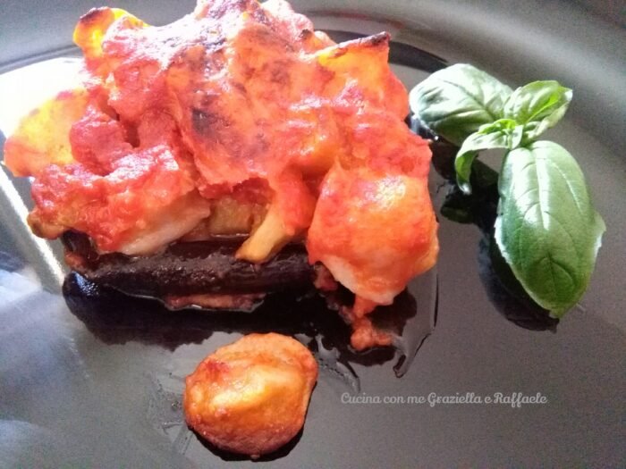 Barchette di melanzane ripiene di orecchiette