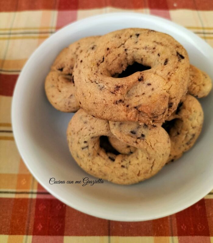 biscotti all'arancia e cioccolato