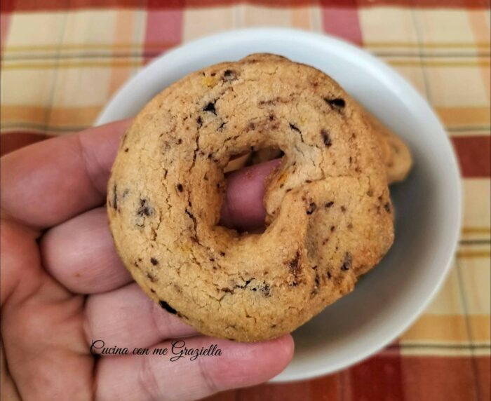 Biscotti all'arancia e cioccolato