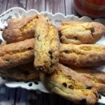 Biscotti senza uova arancia e cioccolato