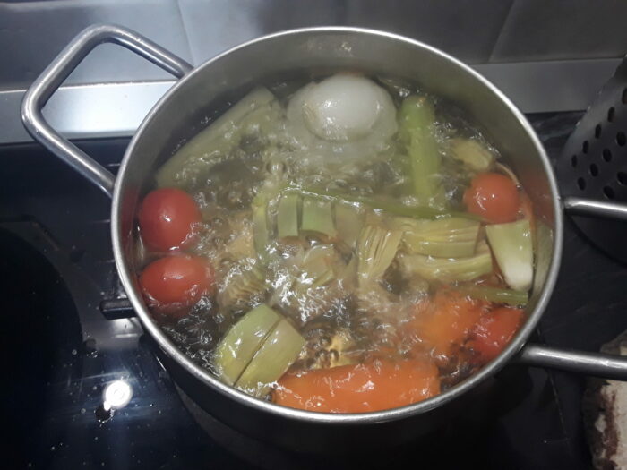 brodo di carciofi