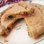 Calzone di cipolle pugliese