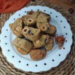 Cantucci al caffè con nocciole e cioccolato