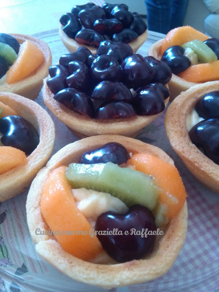 Cestini di frolla alla frutta