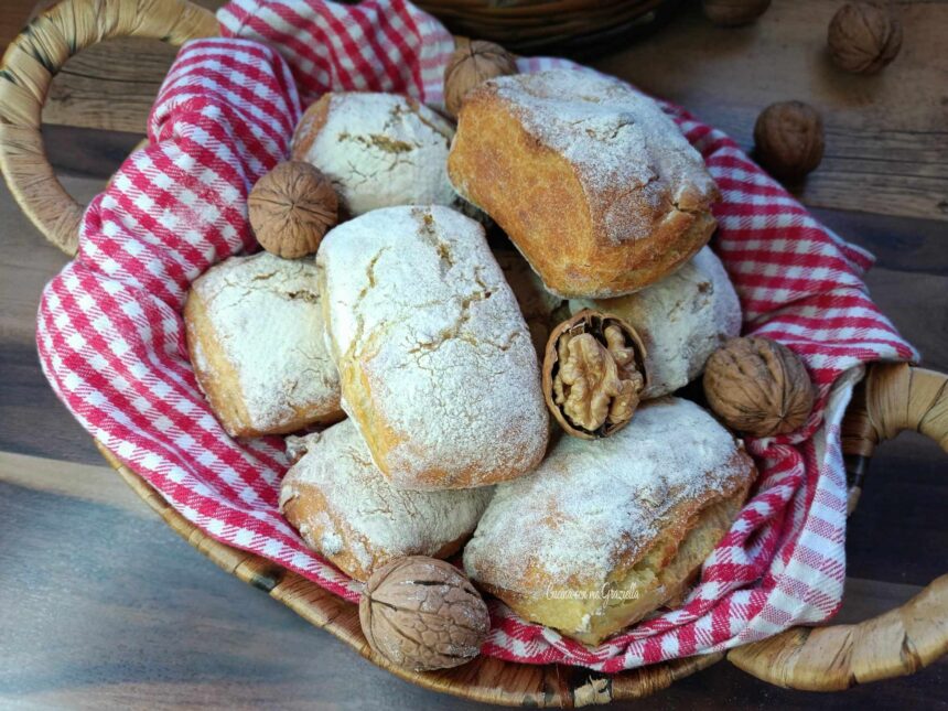 Ciabattine di semola senza impasto alle noci