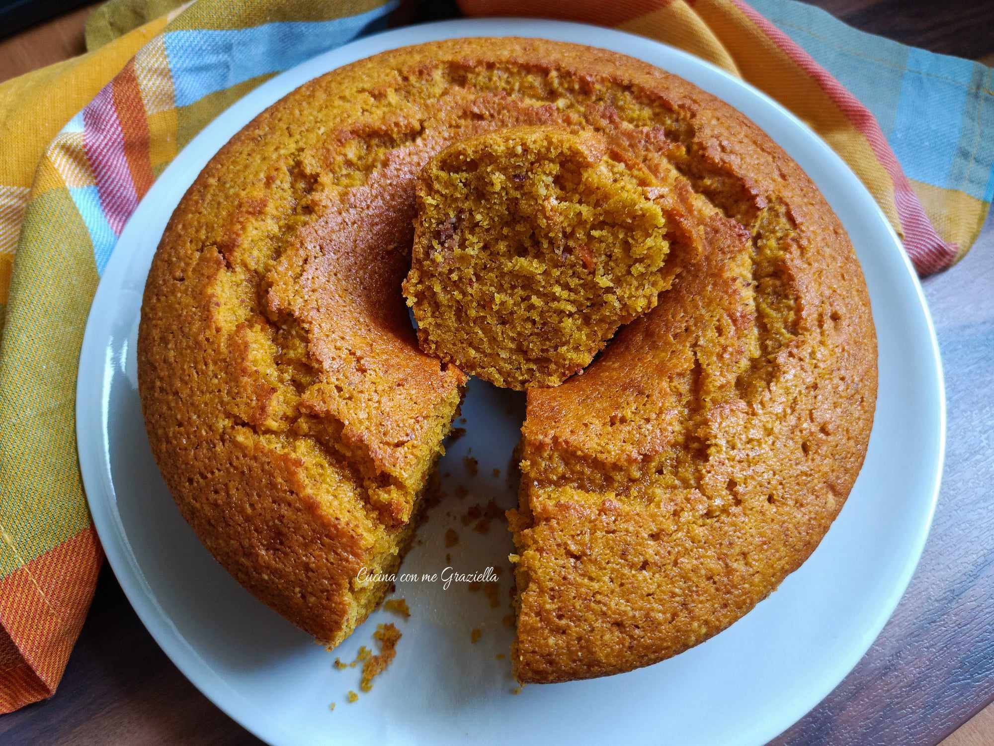 Ciambella carote e mandorle