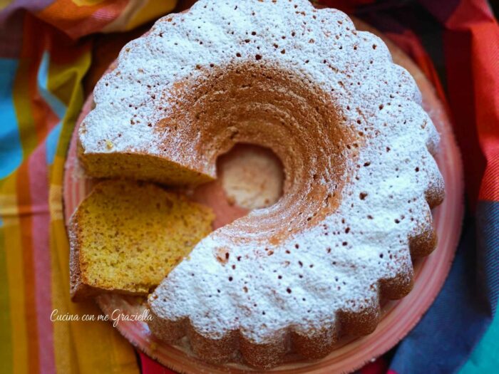 Ciambellone zucca e mandorle