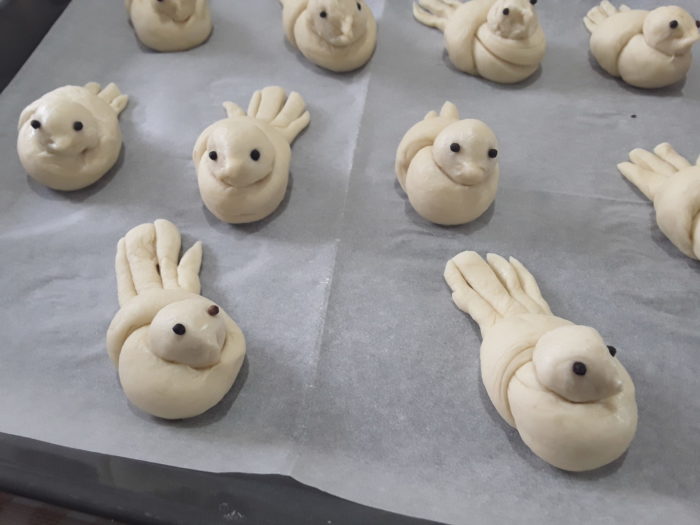 Colombine di pasta brioche