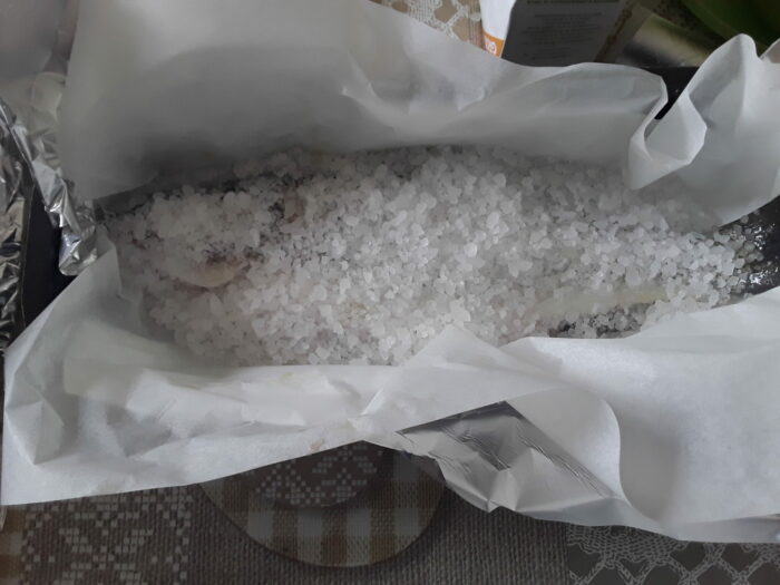 Copertura spigola con sale