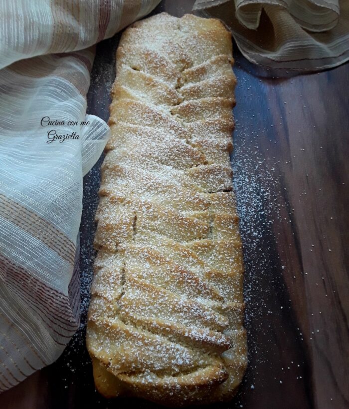 treccia di pasta frolla alla nutella