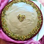 crostata morbida al cacao con crema spalmabile al pistacchio
