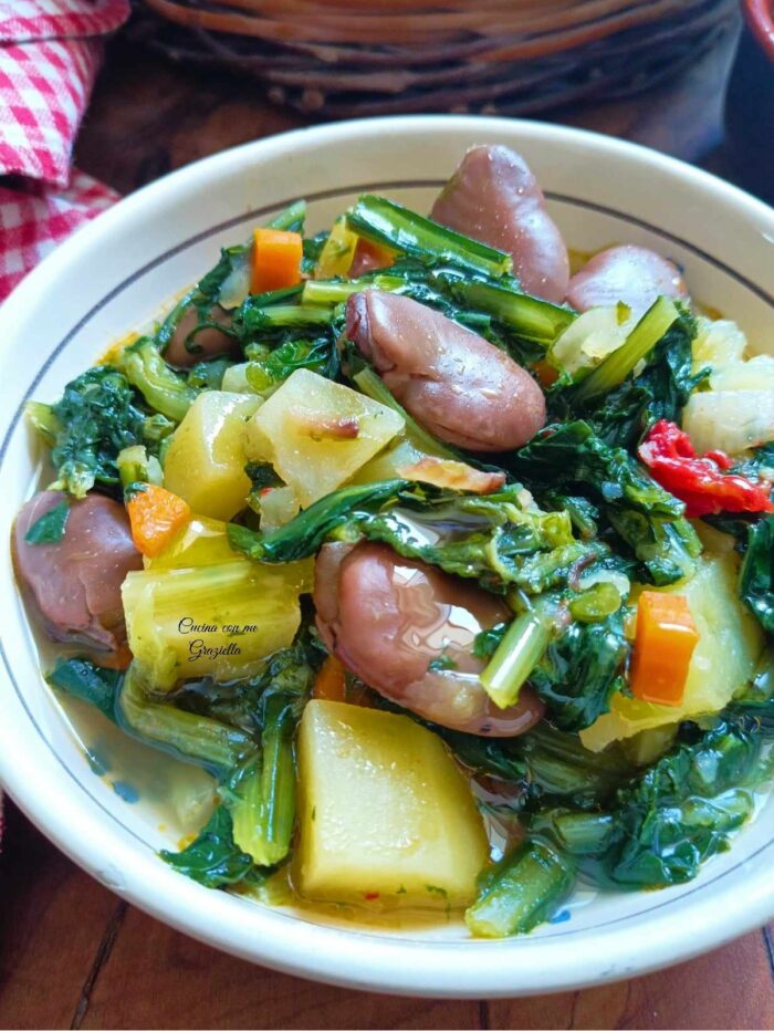 Patate cicoria e fave a nasello