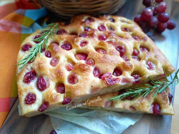 Focaccia dolce all'uva