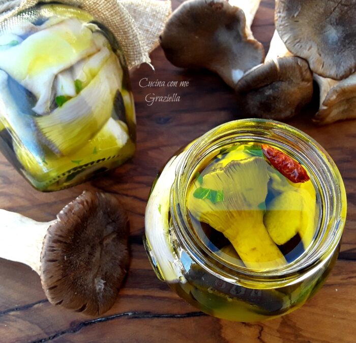 Funghi cardoncelli sott'olio Funghi cardoncelli sott'olio