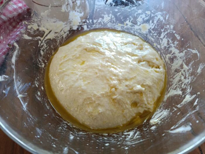 impasto a lievitare focaccia