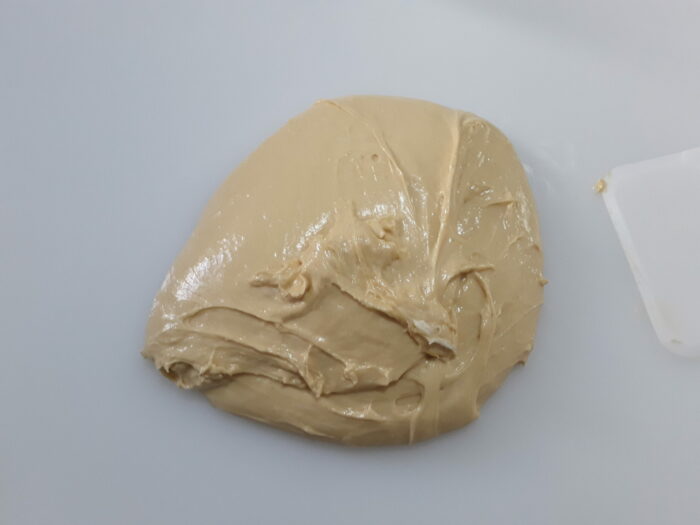 Impasto sul piano di lavoro