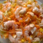 Insalata con gamberi e mandorle