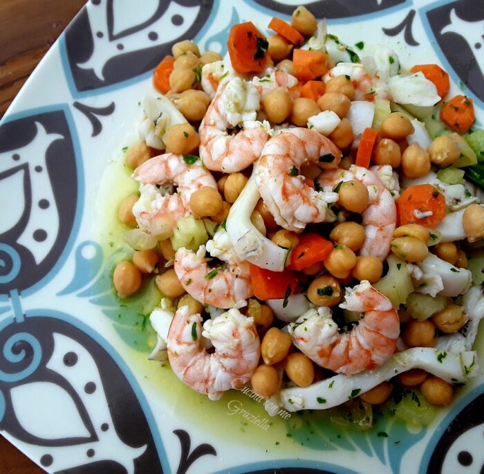 insalata fredda di ceci mazzancolle e seppie 