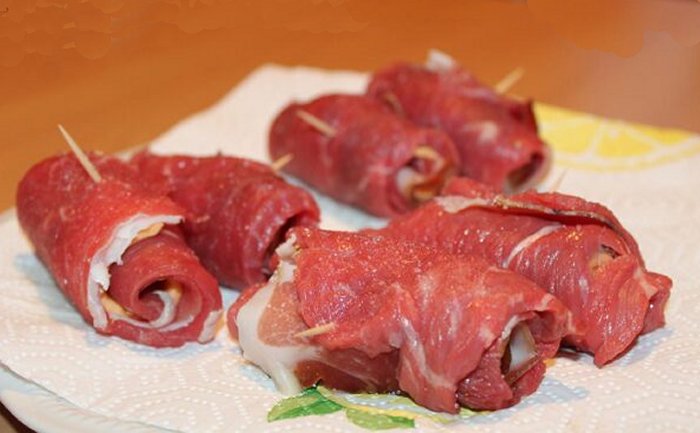 Involtini carne crudi