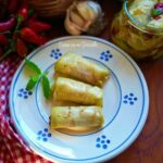 Involtini di melanzana ripieni sott'olio