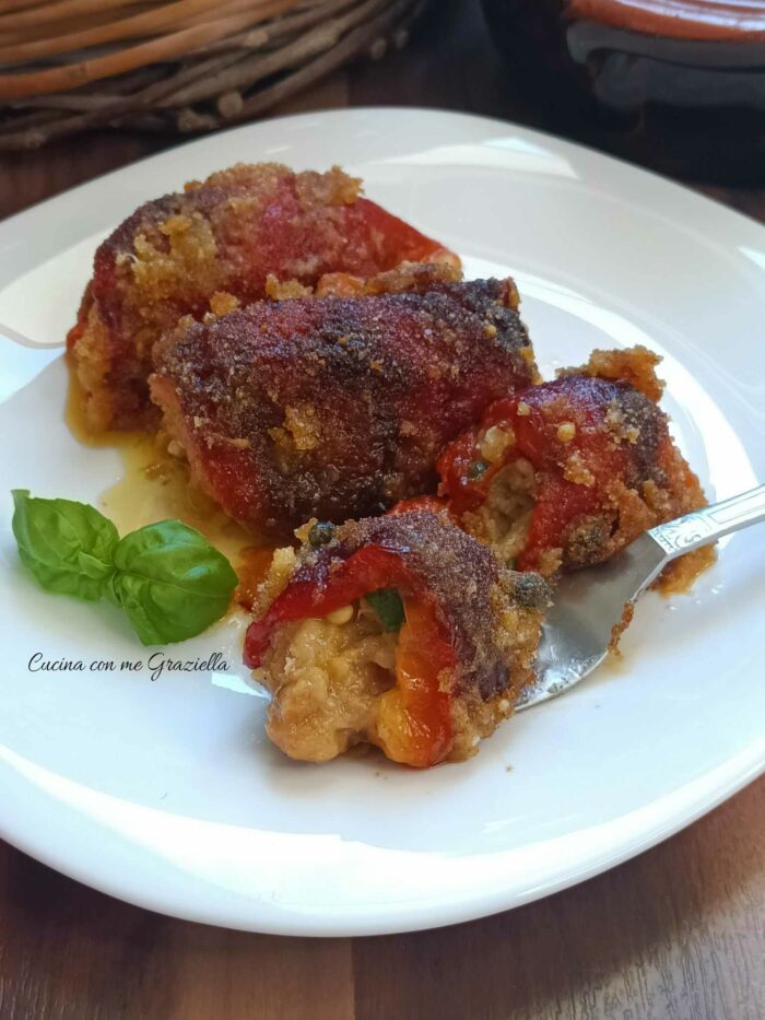Involtini di peperoni e tonno 