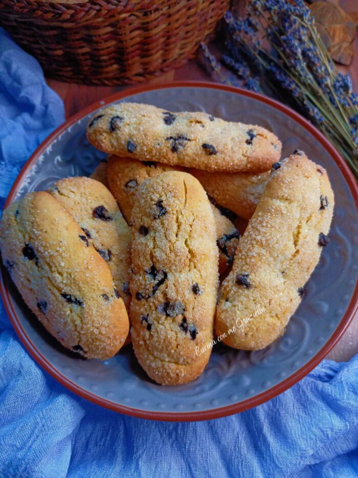 Inzupposi allo yogurt con gocce di cioccolato 