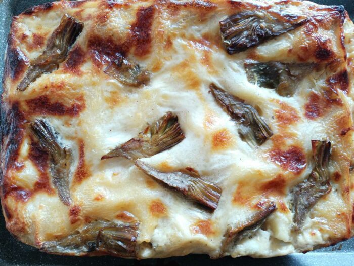 Lasagne di carne e carciofi