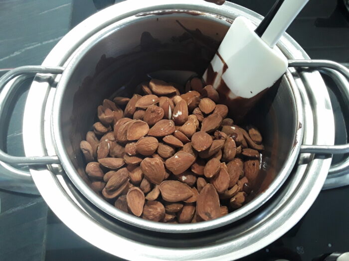 mandorle e cioccolato