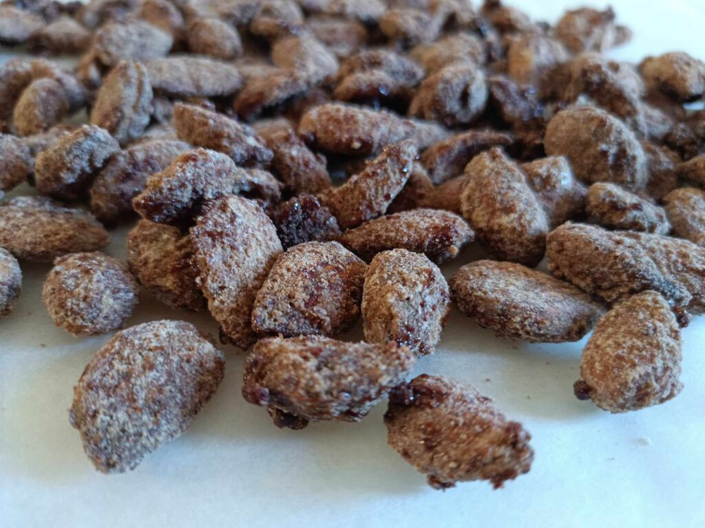 Mandorle pralinate al caffè