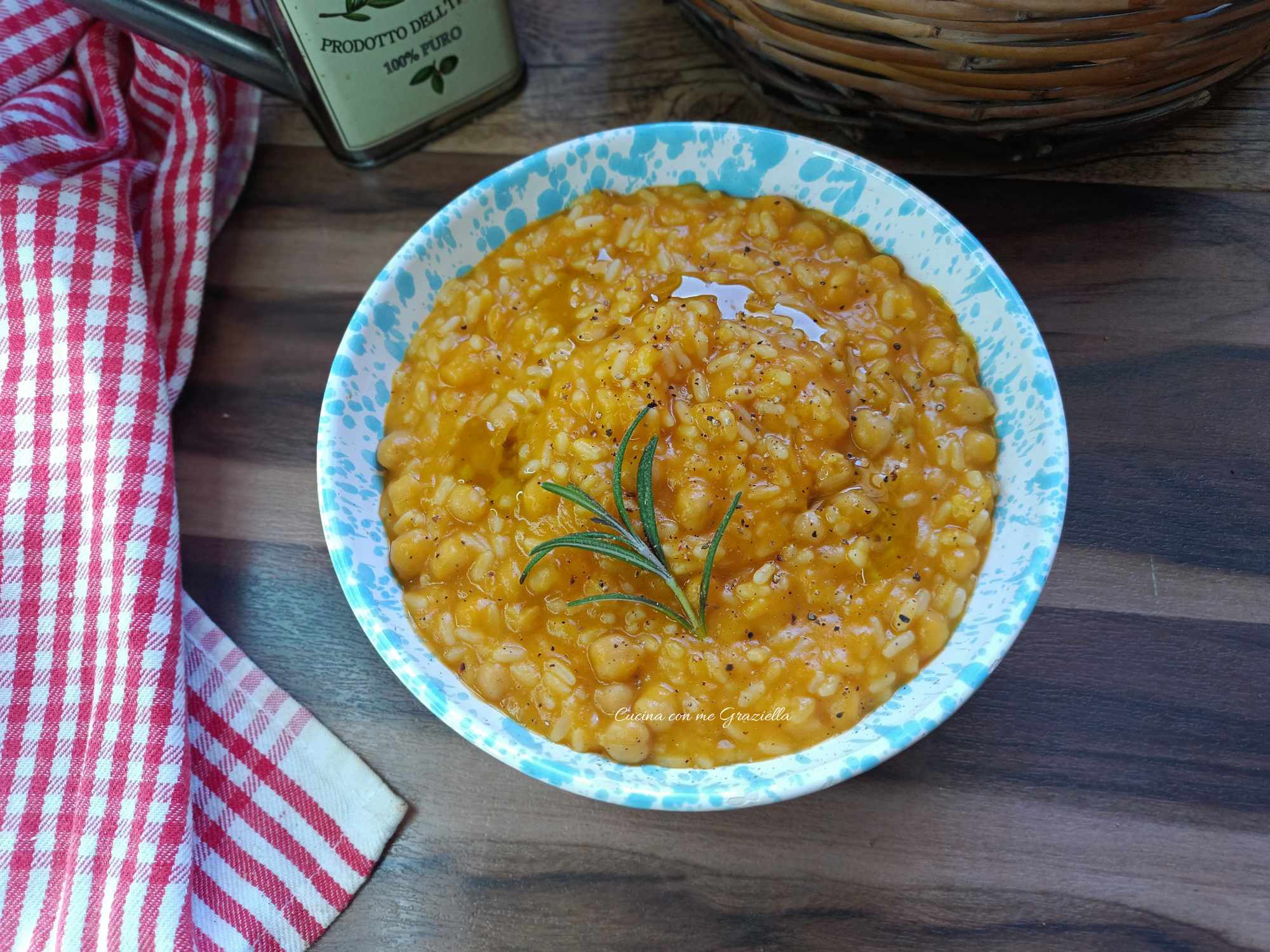 Minestra di zucca e ceci