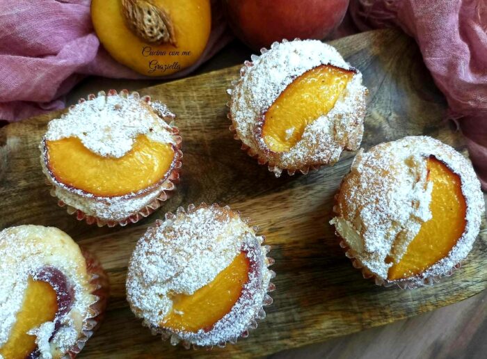 Muffin pesche e mandorle