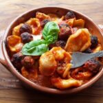 Orecchiette al forno con polpettine alla pugliese