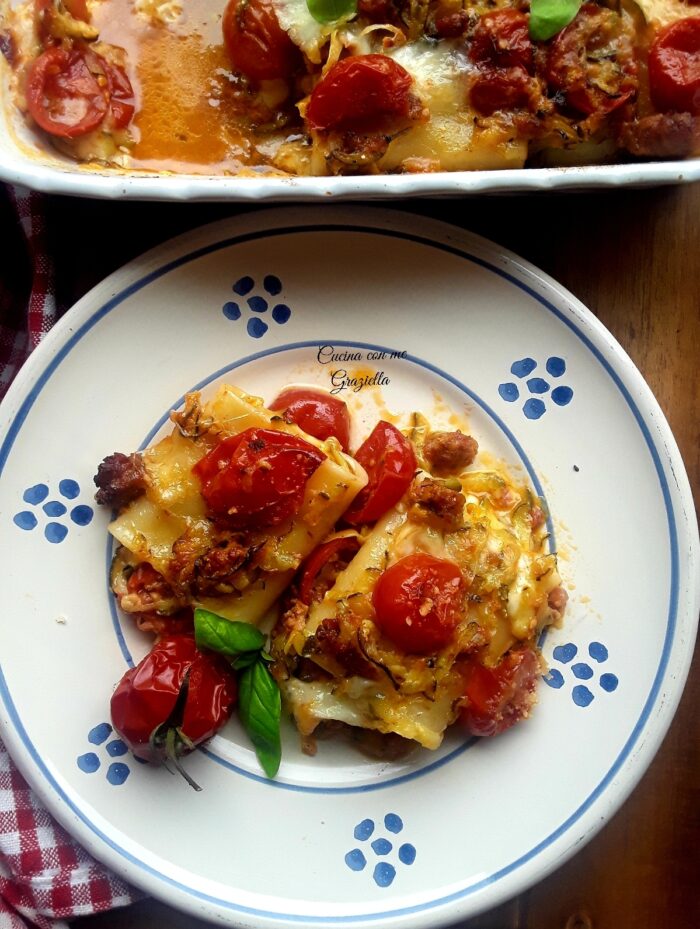 paccheri ripieni di salsiccia e zucchine al forno