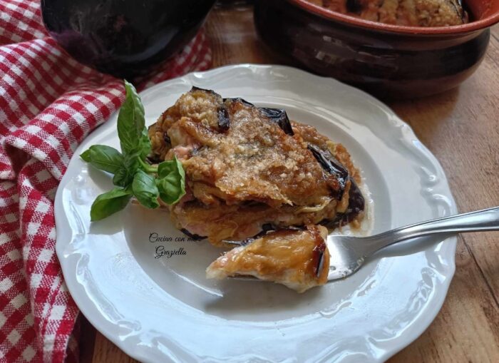 Parmigiana bianca di melanzane
