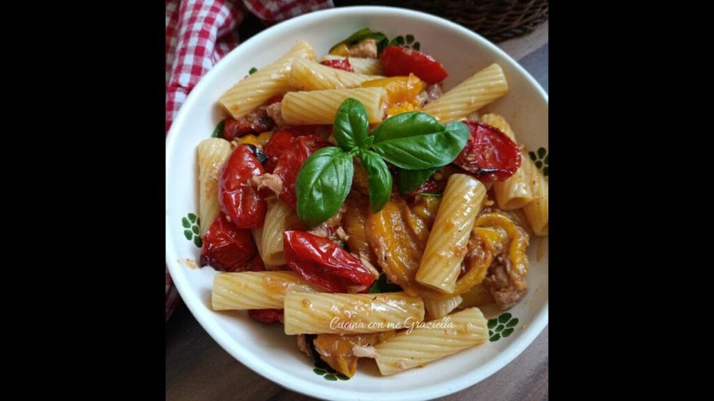 Pasta Peperoni Tonno e pomodori Arrosto