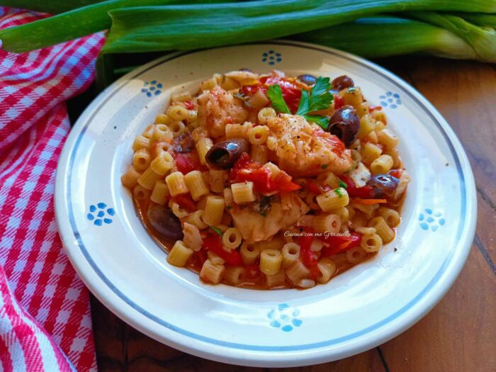 Pasta con baccalà alla pugliese