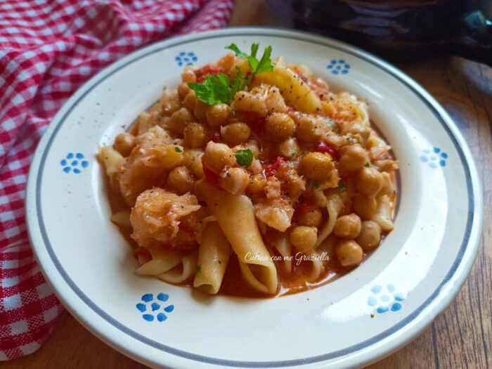 Pasta con baccalà e ceci