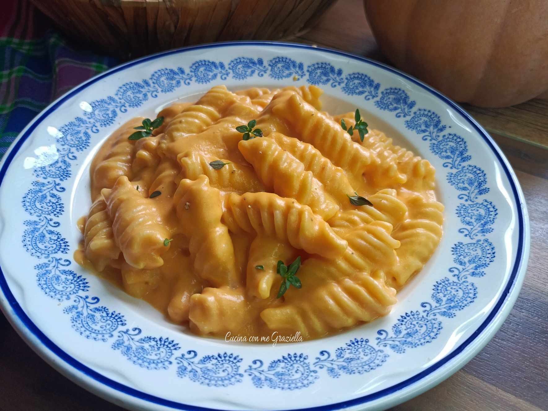 Pasta con crema di zucca e philadelphia