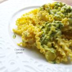 Pasta con zucchine philadelphia e zafferano